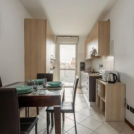 Daire Futurismo By Halldis Milano